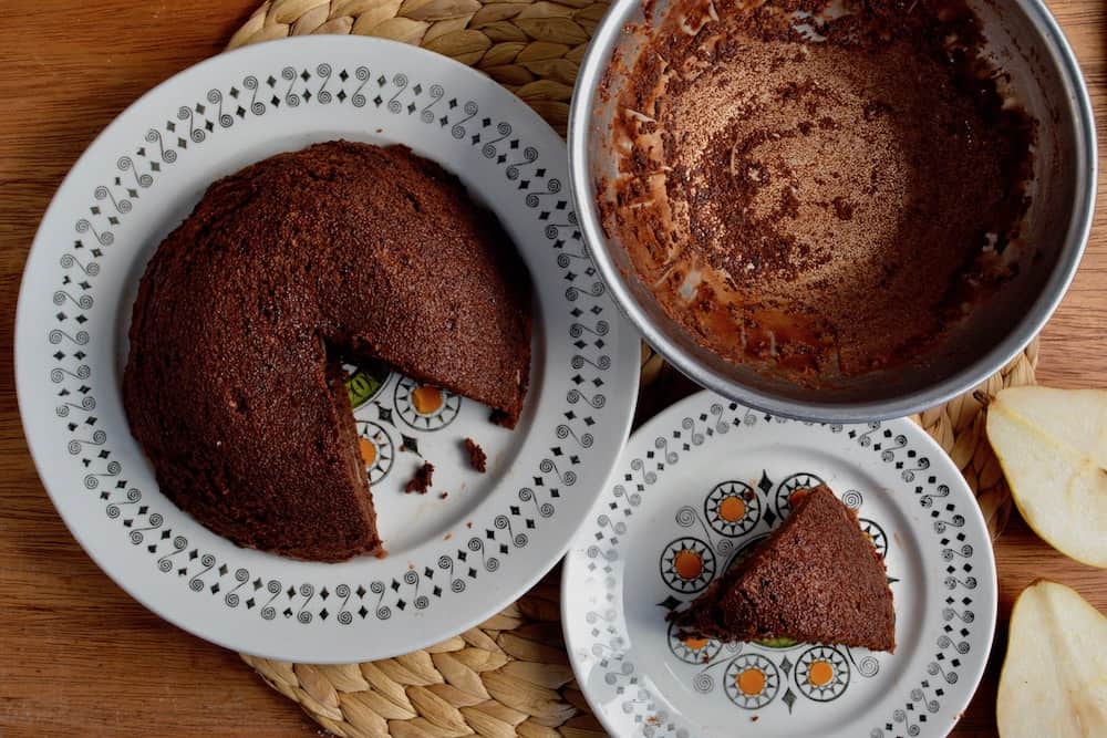 The cake turned out from it's bowl