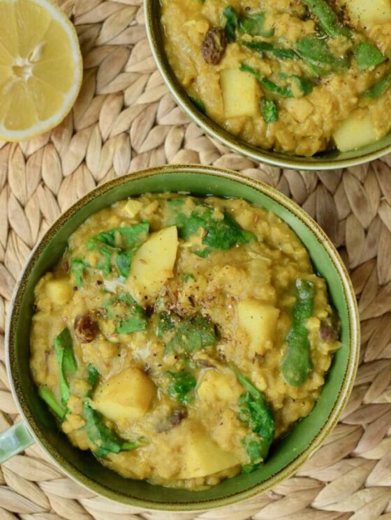 Lentil and Potato Dal (Easy Onepot Meal!)
